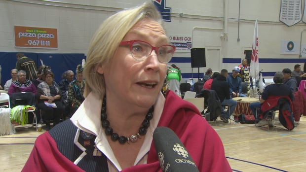 CAROLYN BENNETT