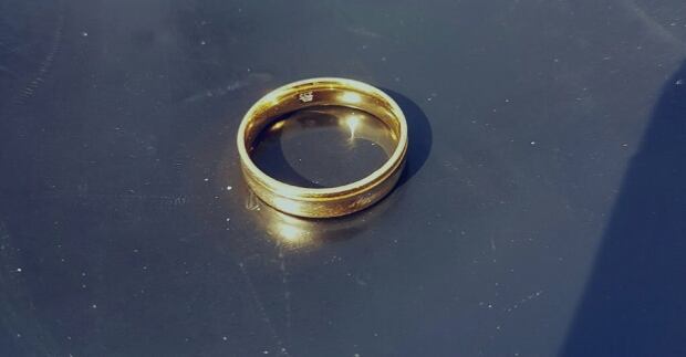 Found gold band