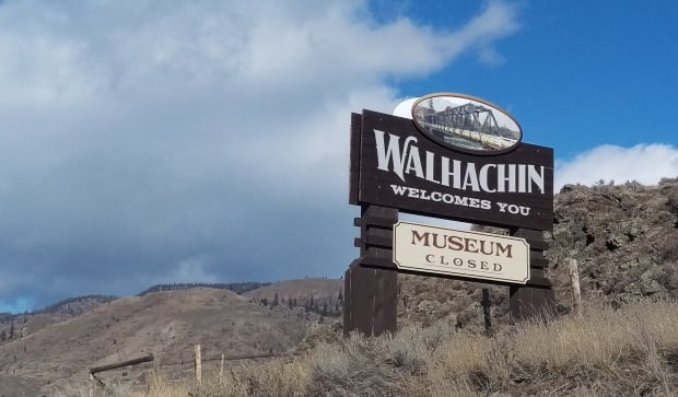 Walhachin welcome sign