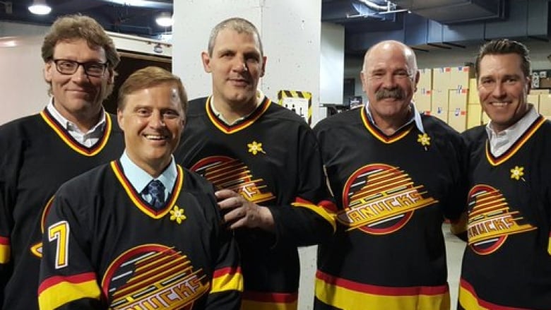 Canucks remember Gino Odjick with First Nations jersey