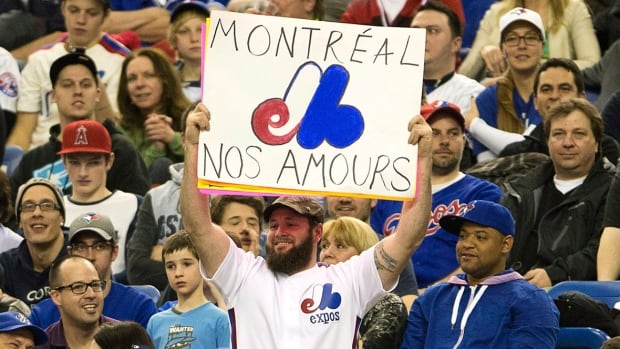 expos-fans-140328-1180