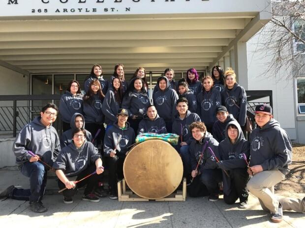 Thom Collegiate drum group
