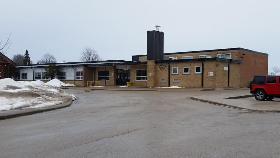 Beavercrest elementary, the only local elementary school in the town of Markdale, Ont., is set to close June 2017.
