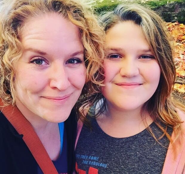 Amanda Jetté-Knox and Alexis Knox