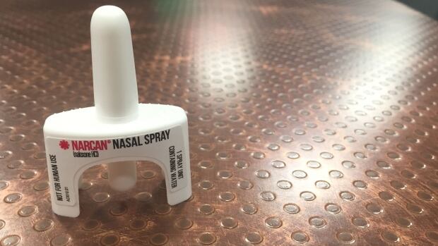 Narcan nalaxone nasal spray