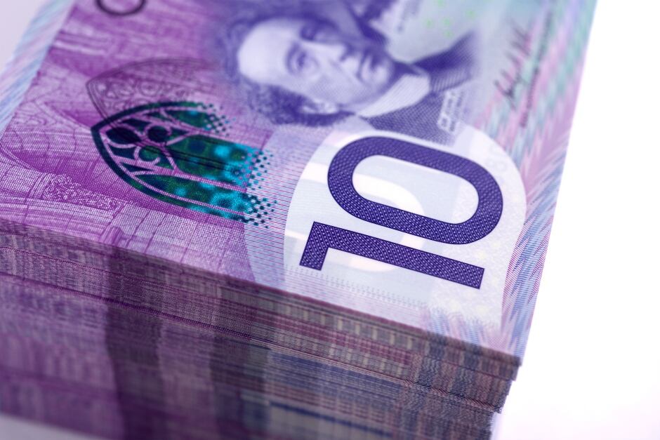 New security feature on the $10 banknote for Canada 150