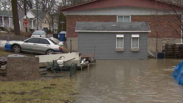 Flood blainville