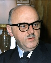 AM-OBIT-DRAPEAU