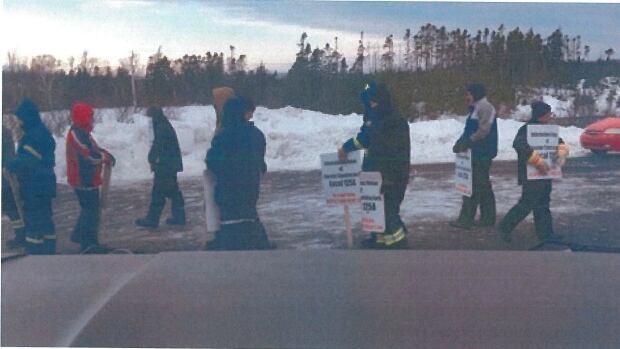 More Pickets at French home