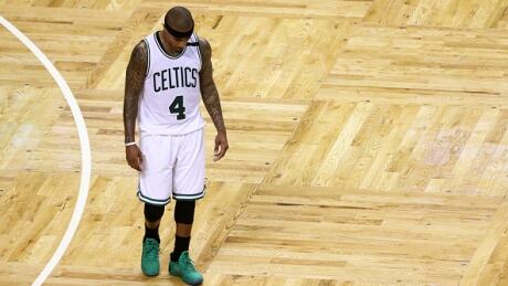 Boston Celtics' Isaiah Thomas put in a courageous effort in Game 1, scoring 33 points after his sister passed away in a car accident. Isaiah Thomas