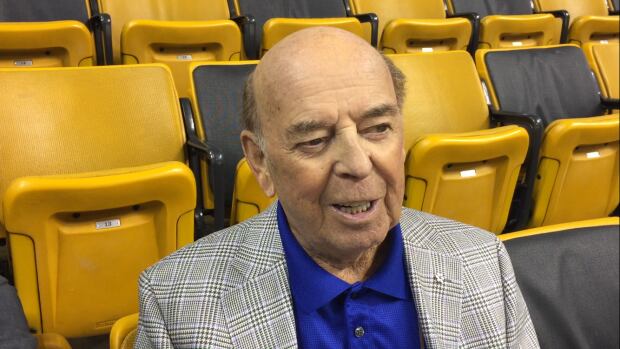 Bob Cole, legendary HNIC broadcaster