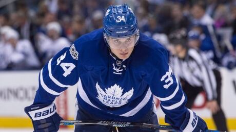 Toronto Maple Leafs forward Auston Matthews led all rookies with 40 goals and 69 total points in the 2016-17 season. matthews-auston-040617-620