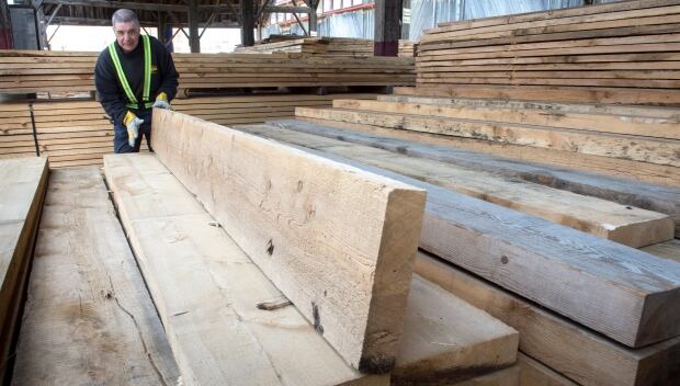 Softwood Lumber Business 20170425