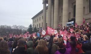 Manitoba Nurses Union protests health-care cuts