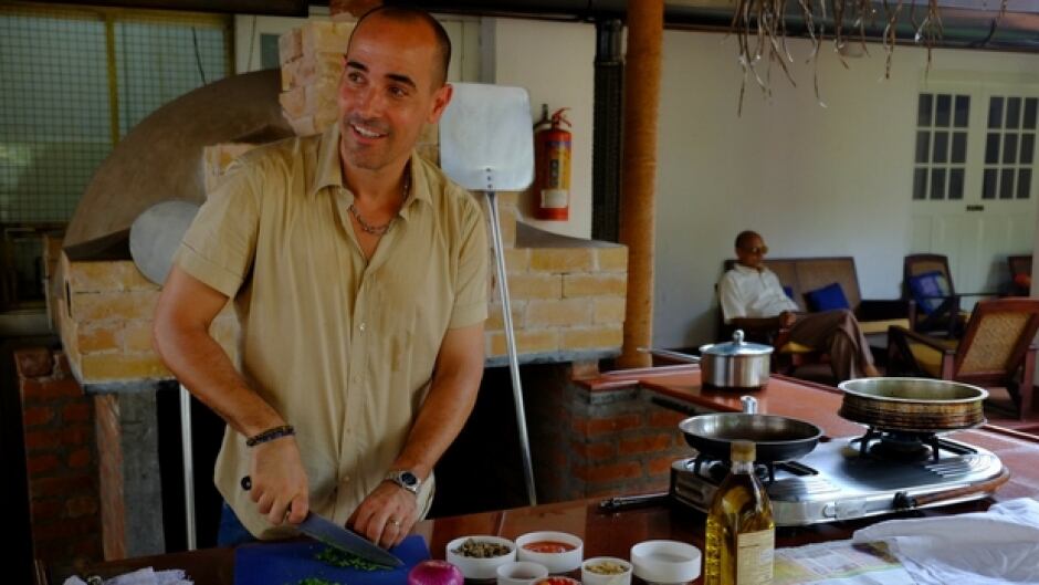 David Rocco's Dolce India follows the chef as he eats his way through India and experiments with Italian-Indian fusion.