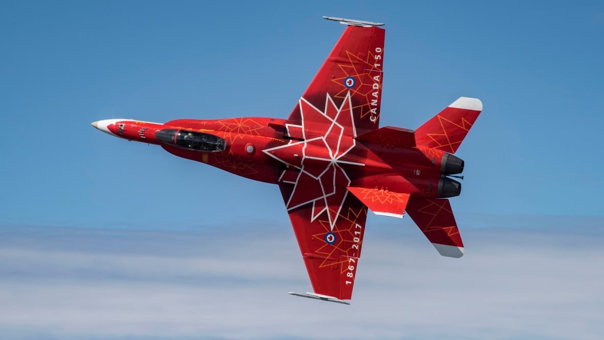 その他  Canadian Air Force CF-18 PVC Royal Canadian Air Force CF-18 Hornet 188720 (410th TFS