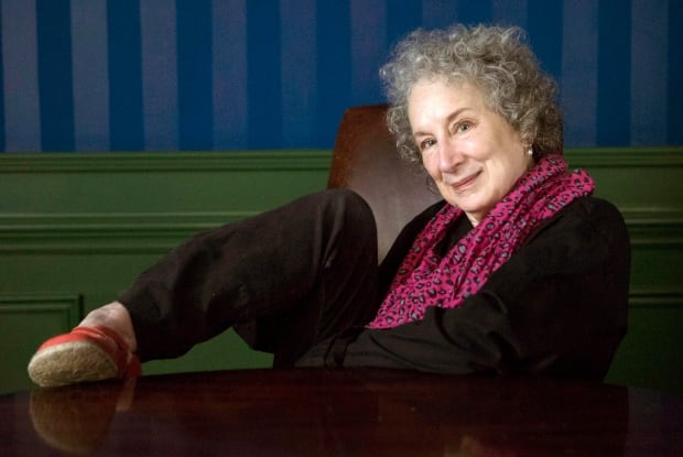 BOOKS Atwood 20130807