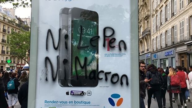 Ni Ni graffiti