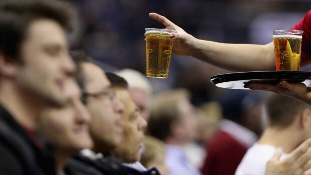beer-fans-1180