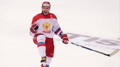 New Jersey Devils general manager Ray Shero has had preliminary talks with Ilya Kovalchuk's agent regarding the former No. 1 draft pick's pending return to the NHL four years after bolting to play in his native Russia. kovalchuk-ilya-121915-620