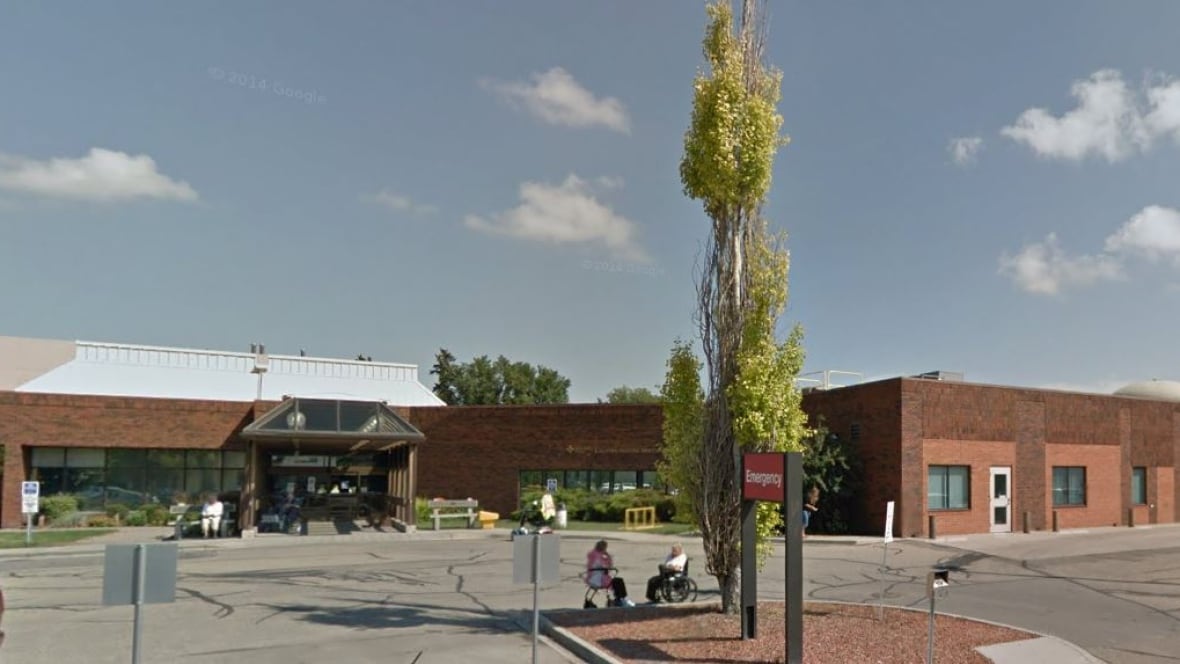 Staff placed on leave after nursing students flag alarming problems at