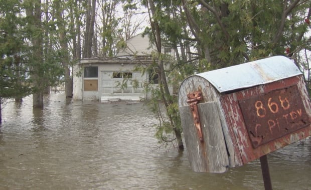 Mailbox ottawa flood constance bay