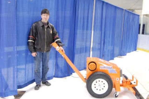 Souris curling Ian MacAulay