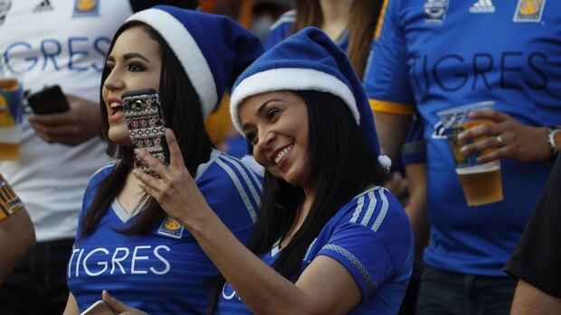 soccer-fan-phone-1180