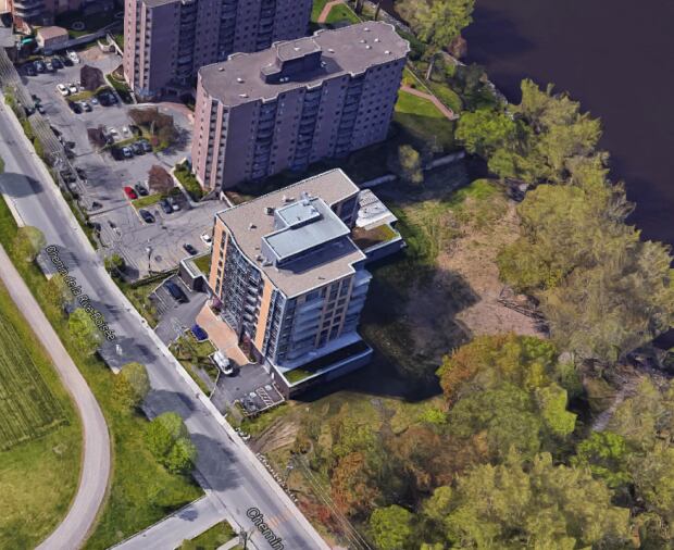 BleuMaree condos pierrefonds