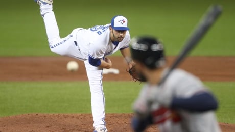 Blue Jays starter Mike Bolsinger delivers a pitch in the first inning Monday against the Atlanta Braves. 95804565