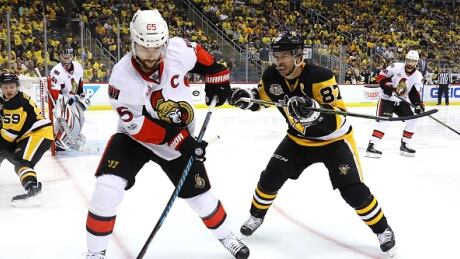 The Ottawa Senators and Pittsburgh Penguins have been locked in a tight defensive battle through two games of the East final, combining for just four goals. crosby-sidney-karlsson-erik-051617