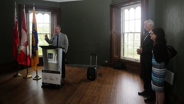 Eisenberger speaks