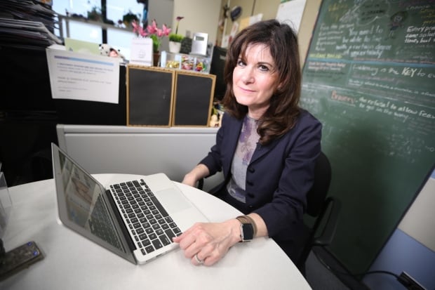 Dr. Sandra Mendlowitz