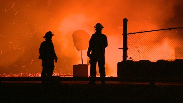 Six-alarm recycling blaze