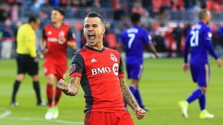 Sebastian Giovinco could make his return to the Toronto FC lineup next week. giovinco-sebastian-052517
