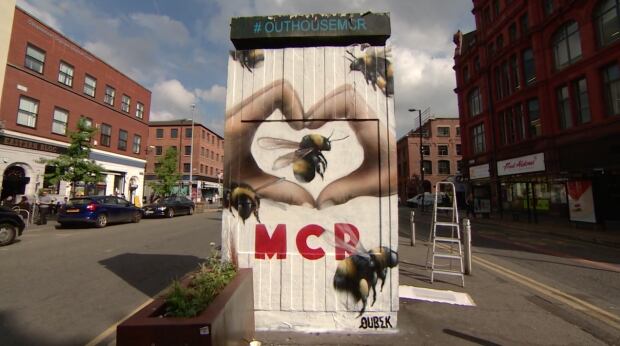 Manchester bee