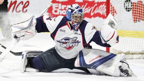 Windsor goalie Michael DiPietro has done his part to get the Spitfires to the Memorial Cup as the best goalie in the tournament. dipietro-michael-052617