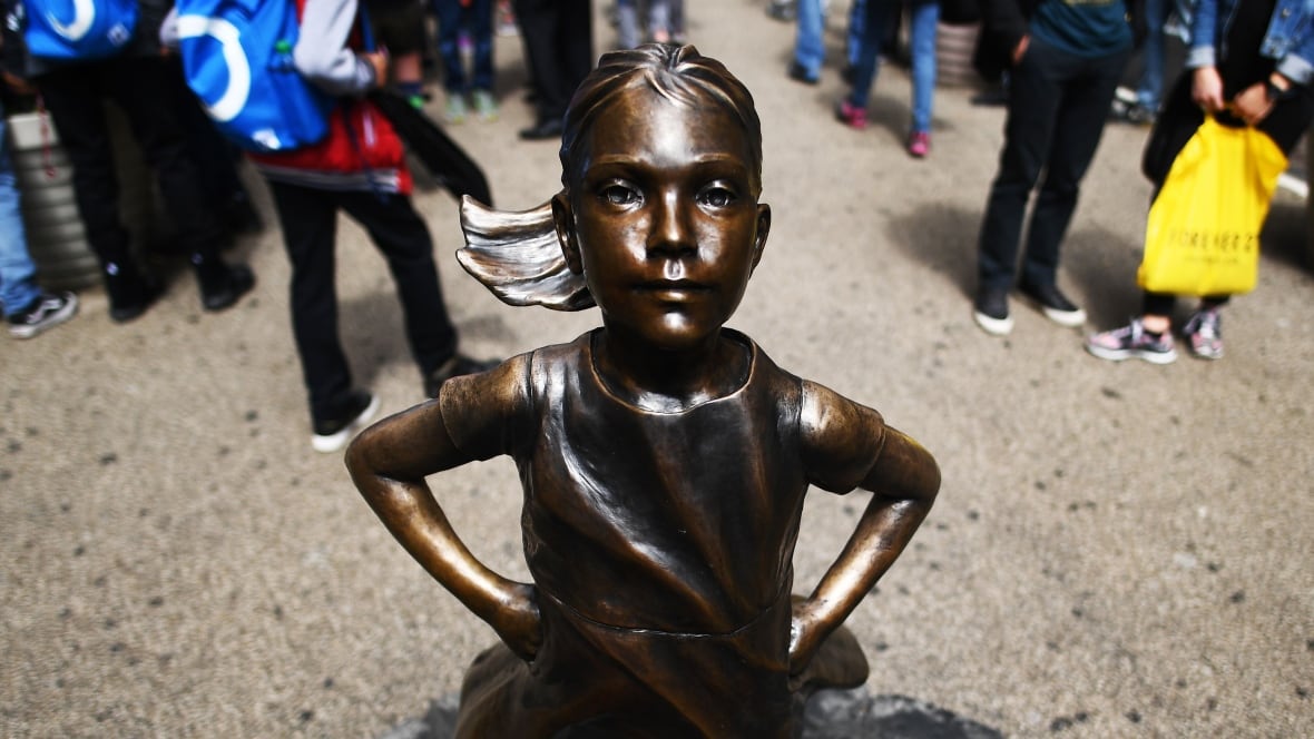 'Fearless Girl' to Stare Down Stock Exchange, Not Bull, By Year-End 'Fearless Girl' to Stare Down Stock Exchange, Not Bull, By Year-End