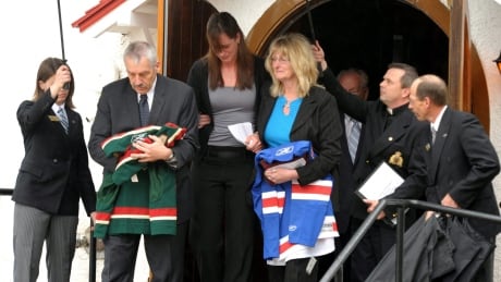 A federal judge in Chicago has dismissed the wrongful death lawsuit filed against the NHL by the family of Derek Boogaard, above. boogaard-derek-060517