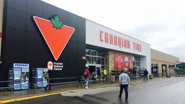 Woman accused of assault with golf club, knife at Canadian Tire