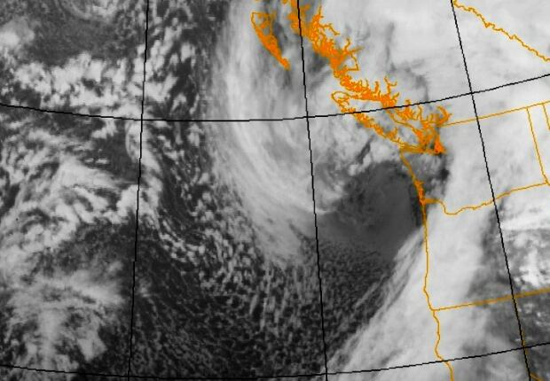 2006 wind storm satellite