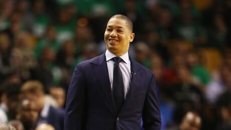 Cleveland Cavaliers' head coach Tyronn Lue has no plans to change his lineup for Game 3 of the NBA Finals. lue-tyronn-060617