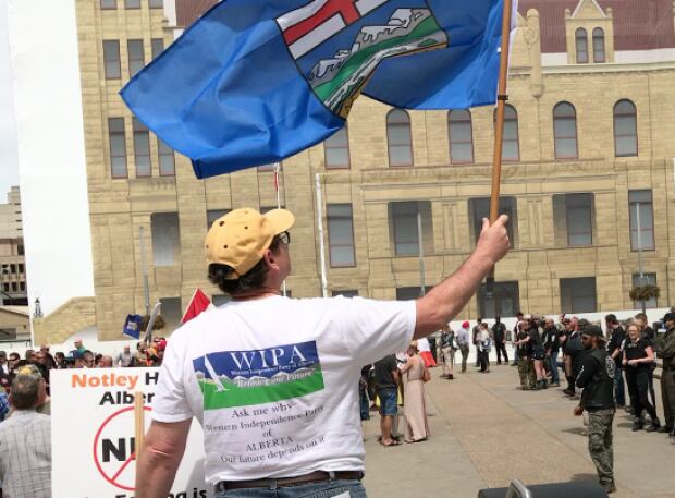 WIPA supporter