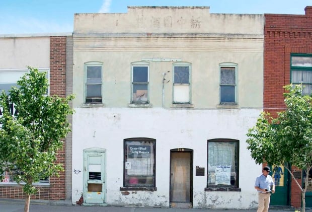 Manie Opera House Lethbridge