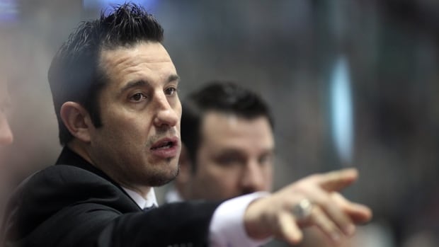 Panthers offer coaching job to Bob Boughner