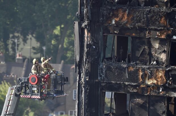 BRITAIN-FIRE/