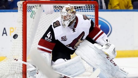 The Calgary Flames announced on Saturday that they have acquired goaltender Mike Smith from the Arizona Coyotes in exchange for UFA Chad Johnson, unsigned prospect Brandon Hickey and a conditional 3rd round draft pick. smith-mike-032717-620