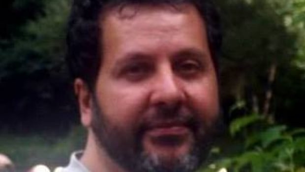 Canadian man charged in officer's stabbing at Flint airport