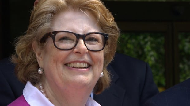 City honours former Mayor Thompson
