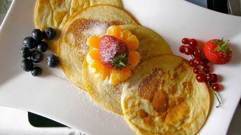 Is your breakfast making you cranky? Cut back on carbs.